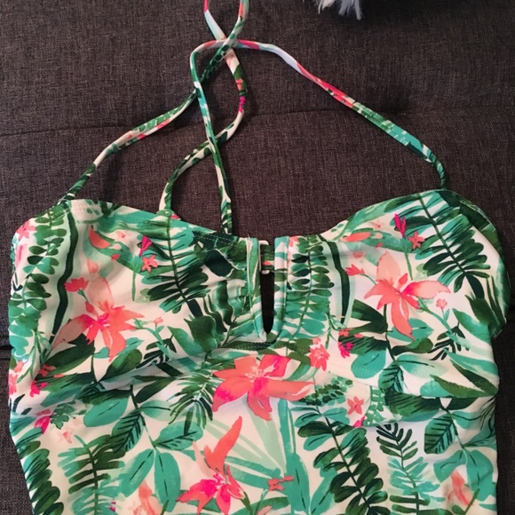 Floral, halter swimsuit. NWT - Picture 2 of 4